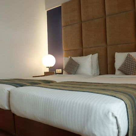 Hotel Yogi Executive, Navi Mumbai Extérieur photo