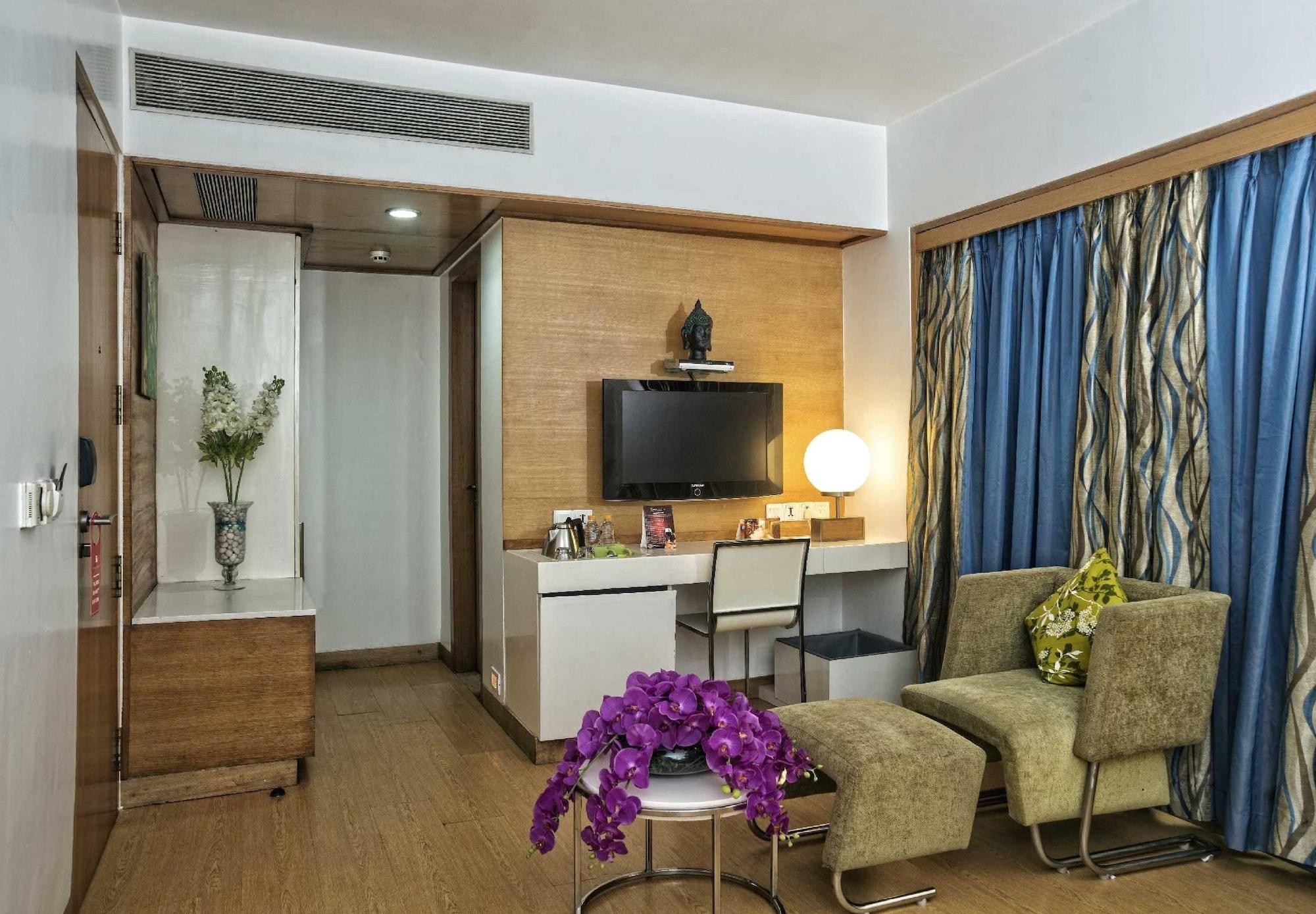 Hotel Yogi Executive, Navi Mumbai Extérieur photo