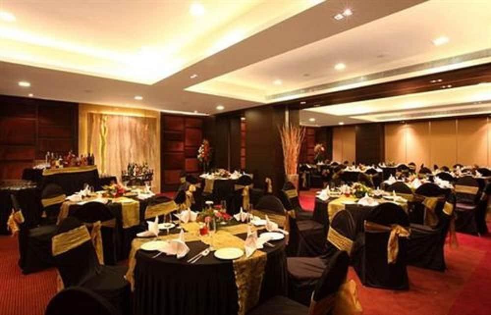 Hotel Yogi Executive, Navi Mumbai Extérieur photo