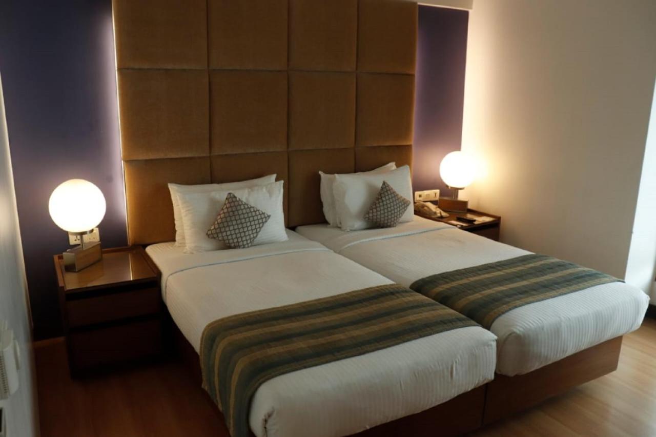 Hotel Yogi Executive, Navi Mumbai Extérieur photo