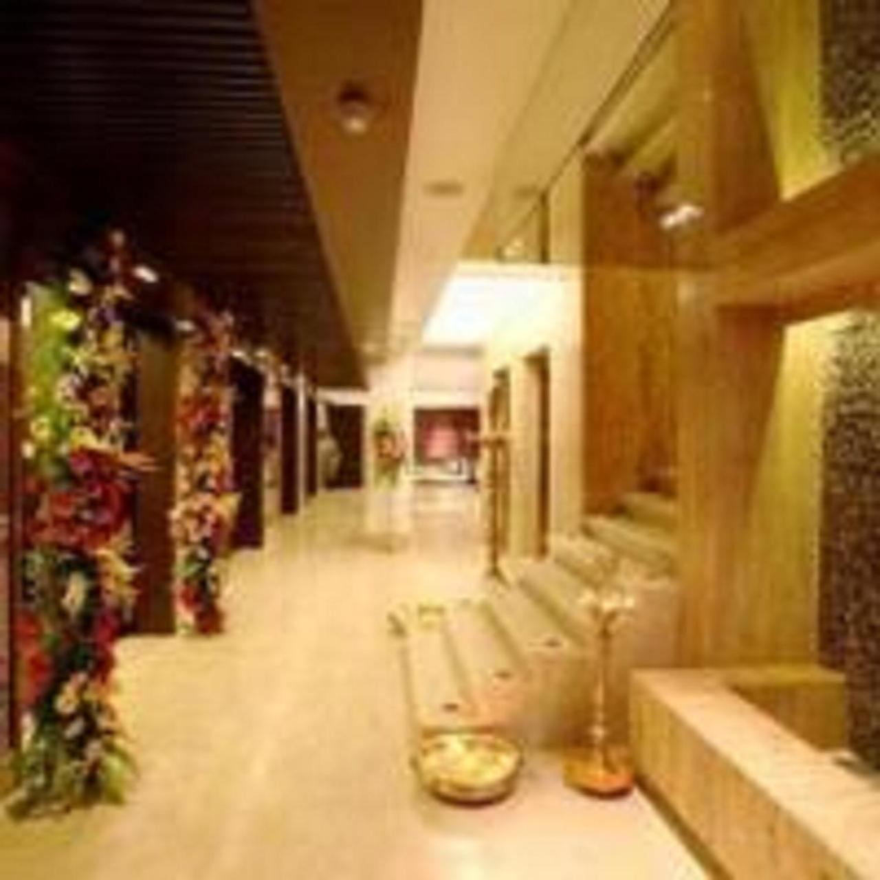 Hotel Yogi Executive, Navi Mumbai Extérieur photo
