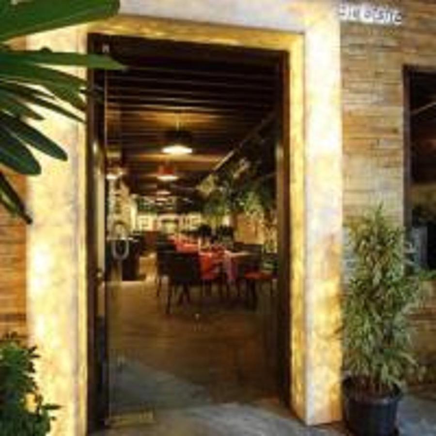 Hotel Yogi Executive, Navi Mumbai Extérieur photo